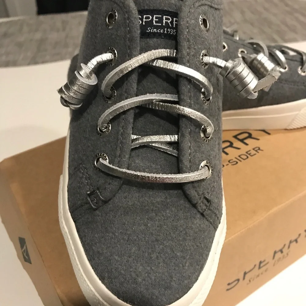 Sperry women elastic